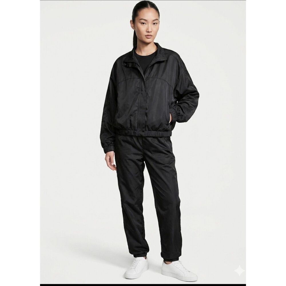 Victoria's Secret Black Hooded Full-Zip Jacket Coat Size L / G